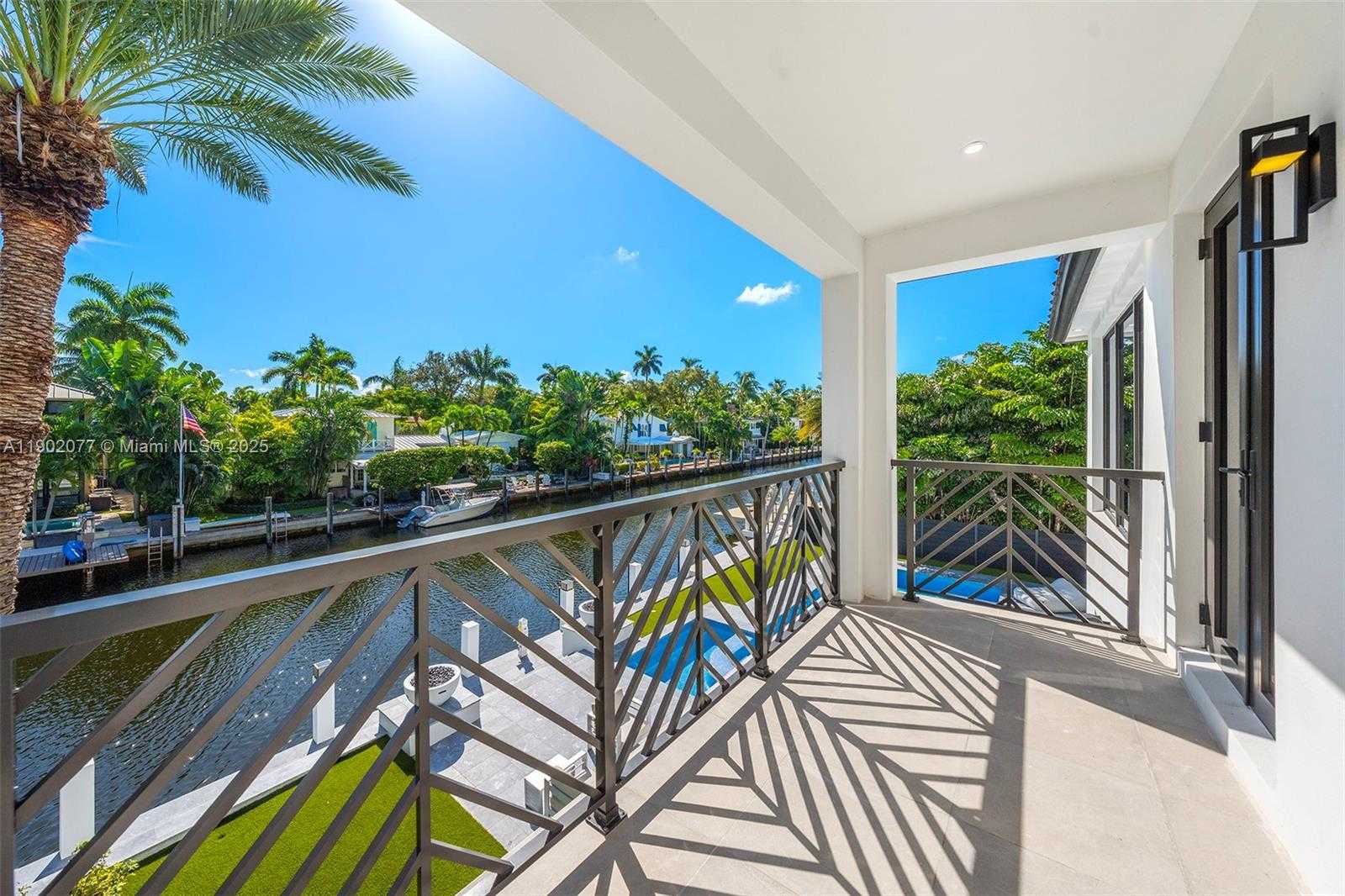 Imagen de Peque帽o Objeto