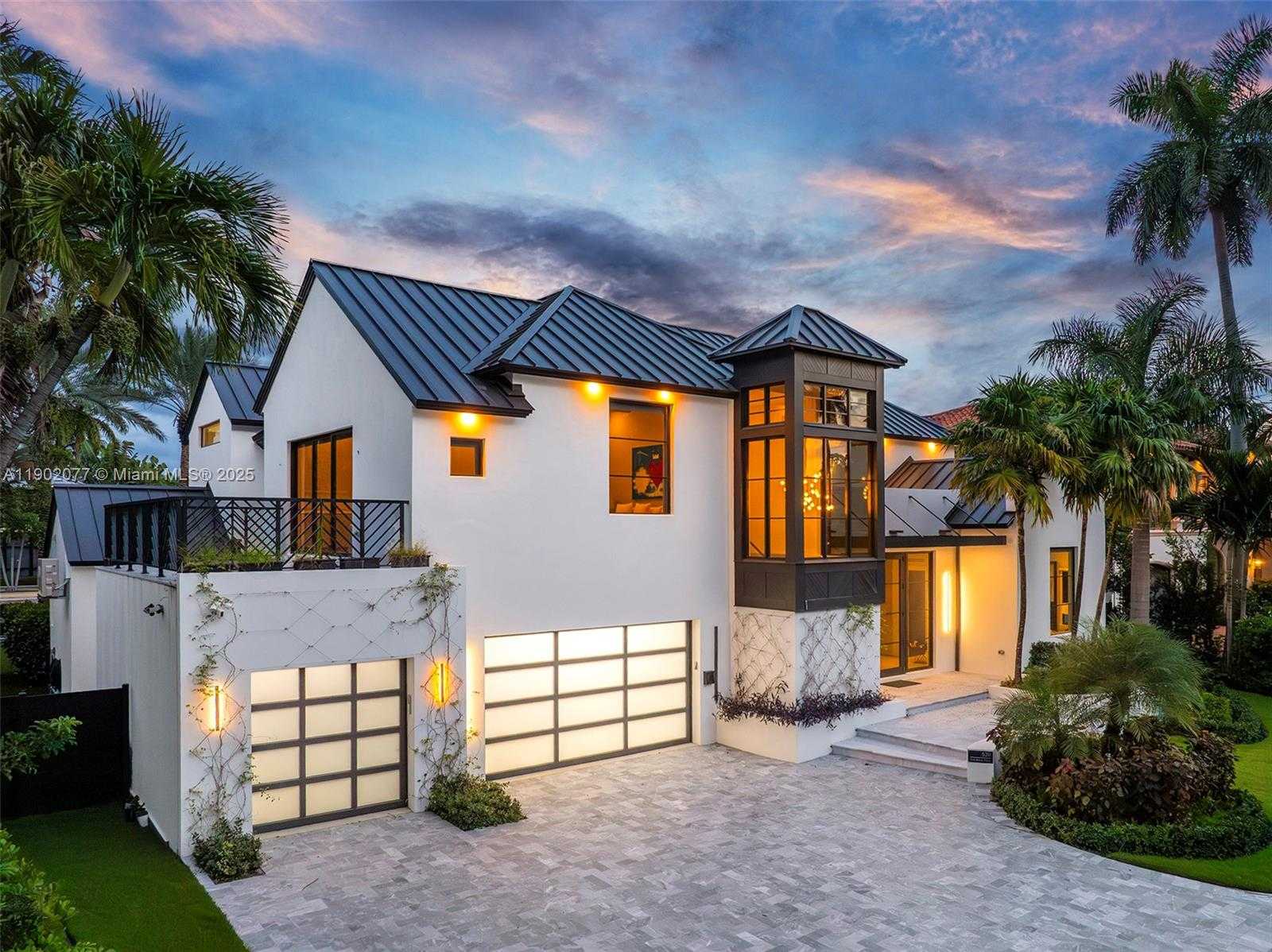 Imagen de Peque帽o Objeto