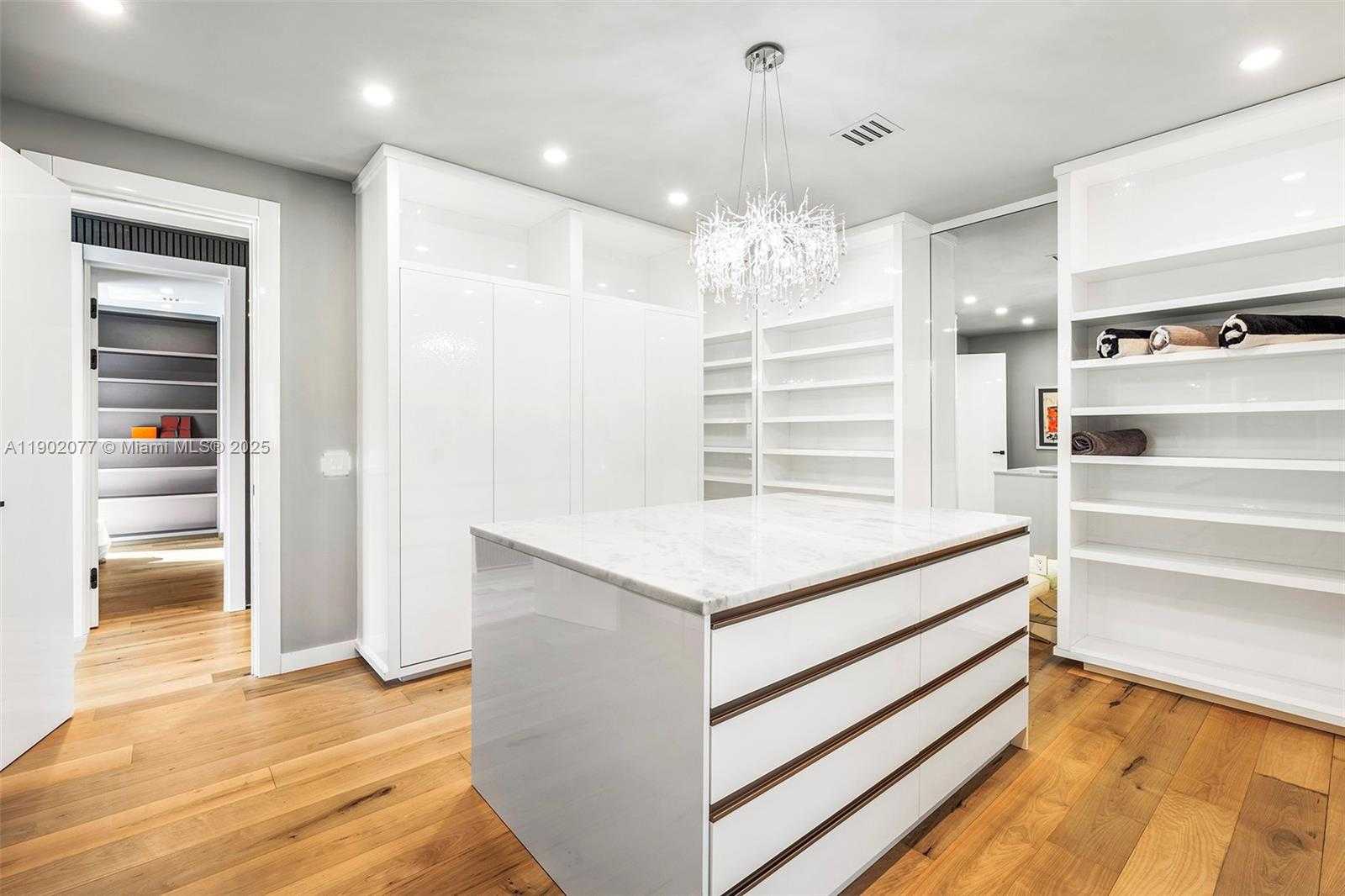 Imagen de Peque帽o Objeto