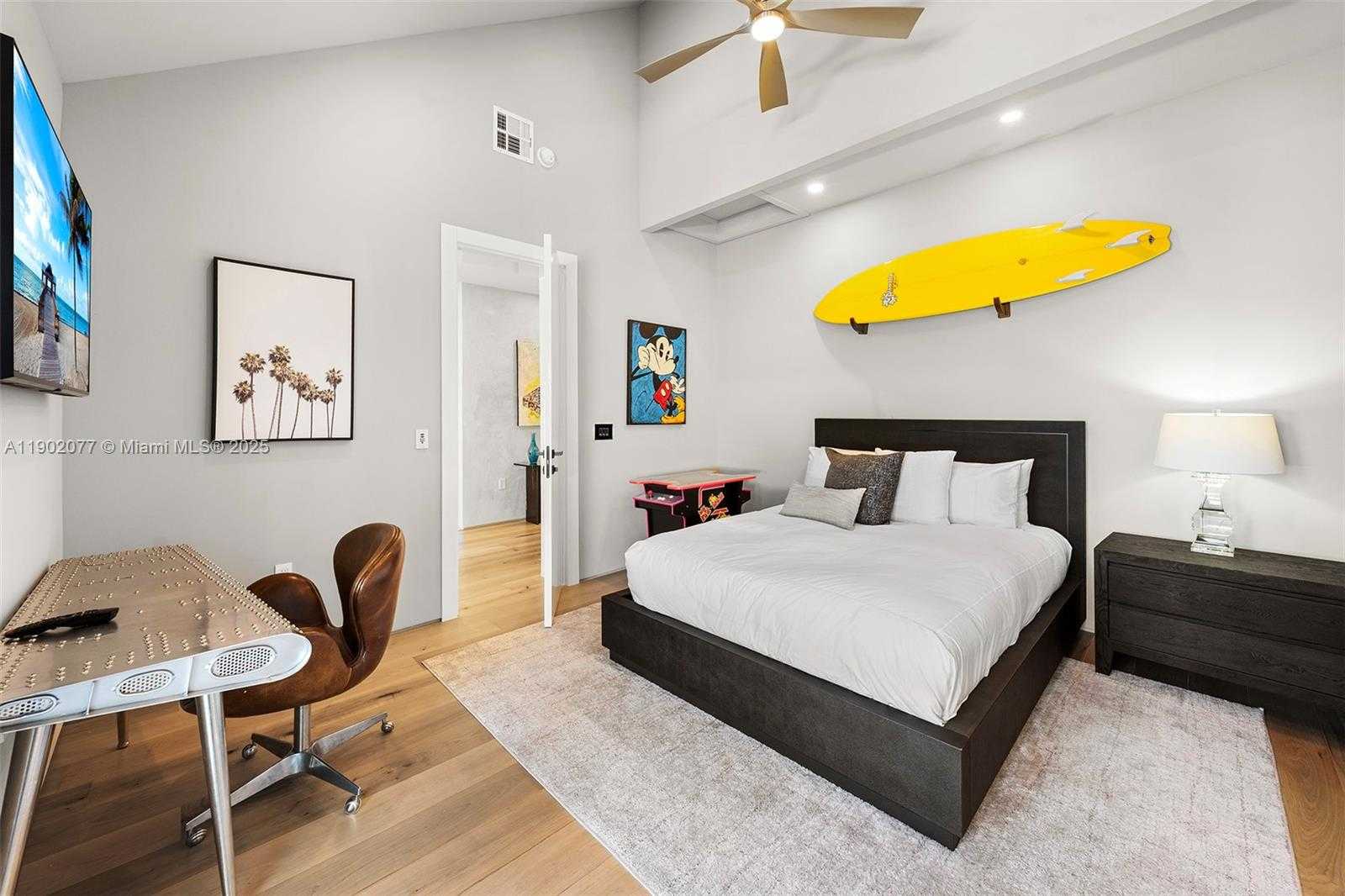 Imagen de Peque帽o Objeto