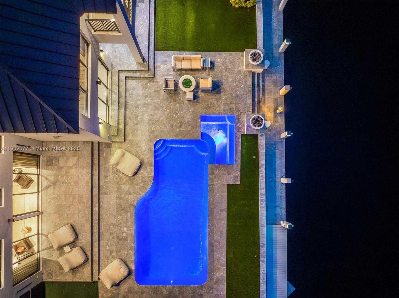 Imagen de Peque帽o Objeto