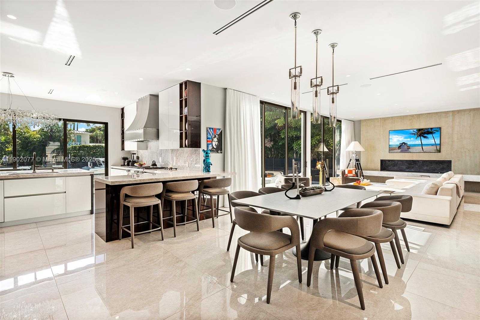 Imagen de Peque帽o Objeto