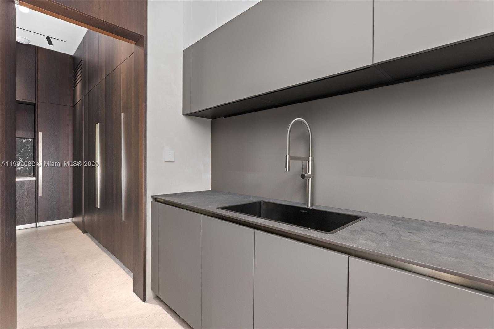 Small Image of 1800 WEST 27TH ST, Miami Beach Number 20