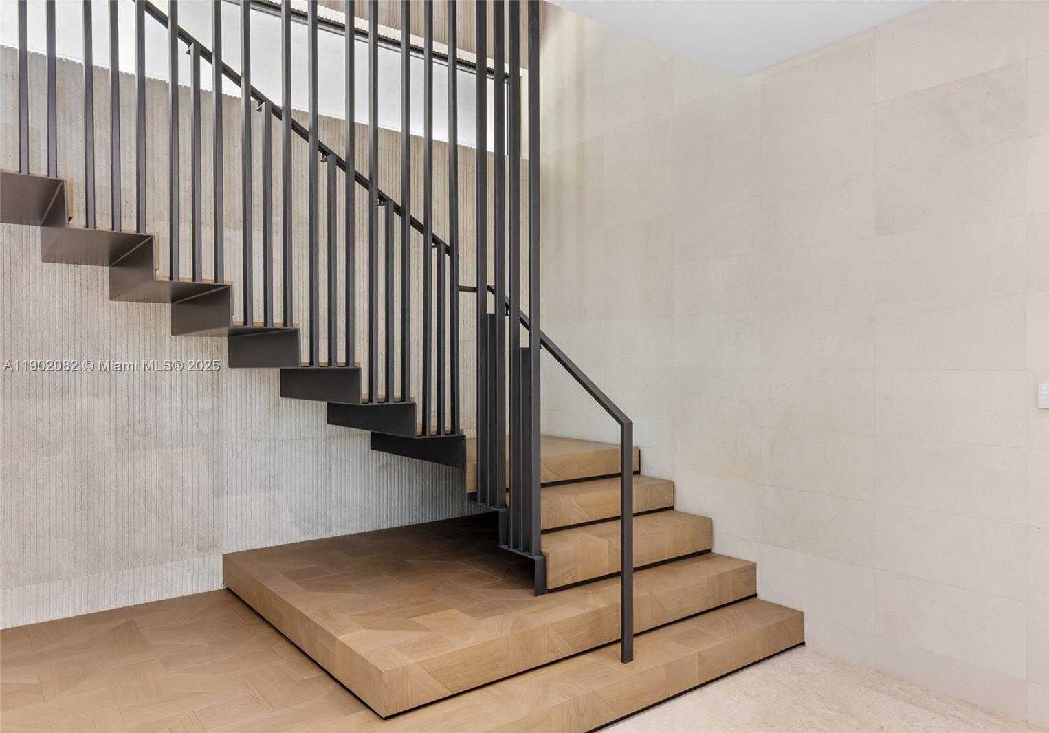 Small Image of 1800 WEST 27TH ST, Miami Beach Number 26