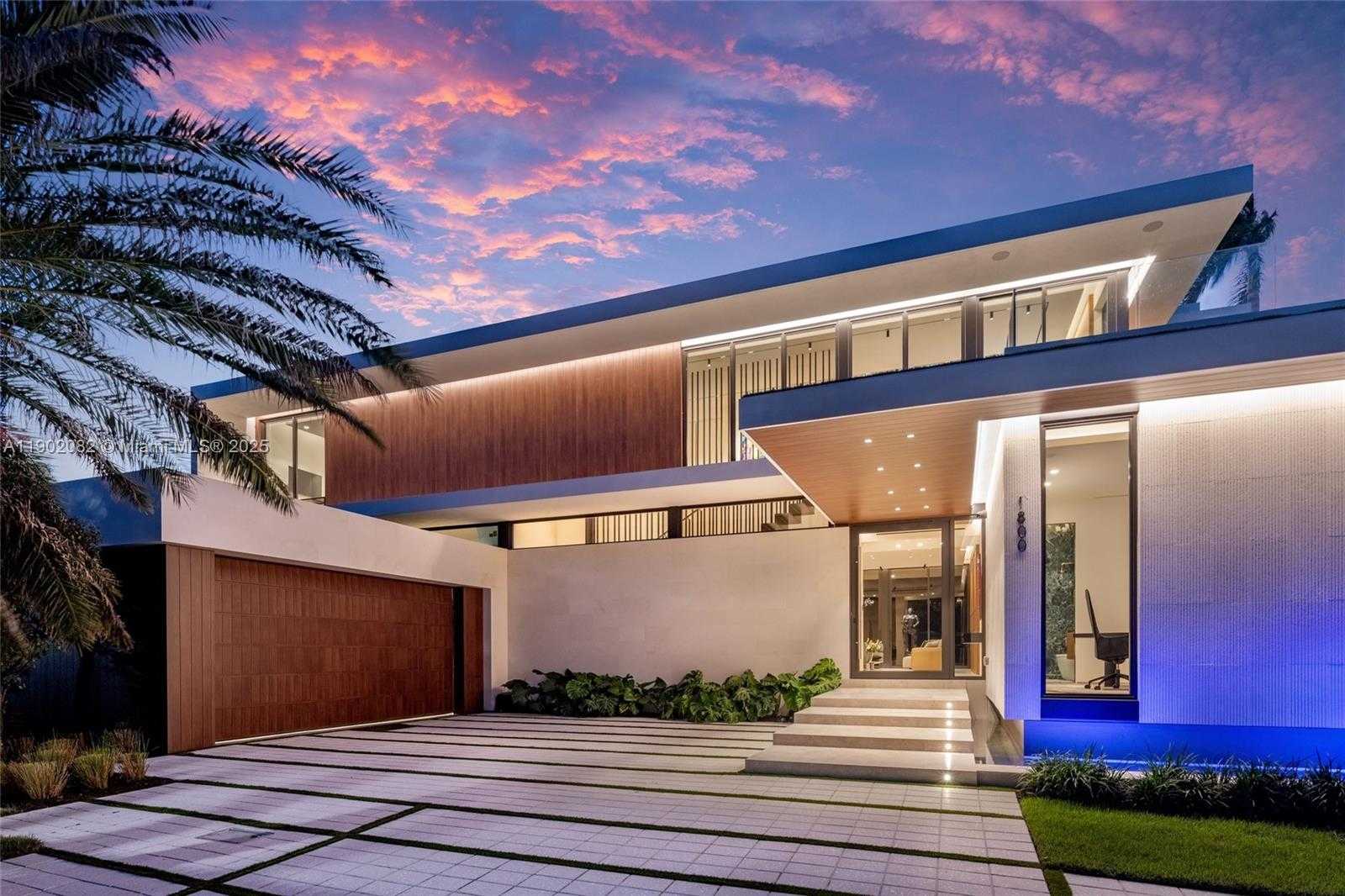 Small Image of 1800 WEST 27TH ST, Miami Beach Number 3