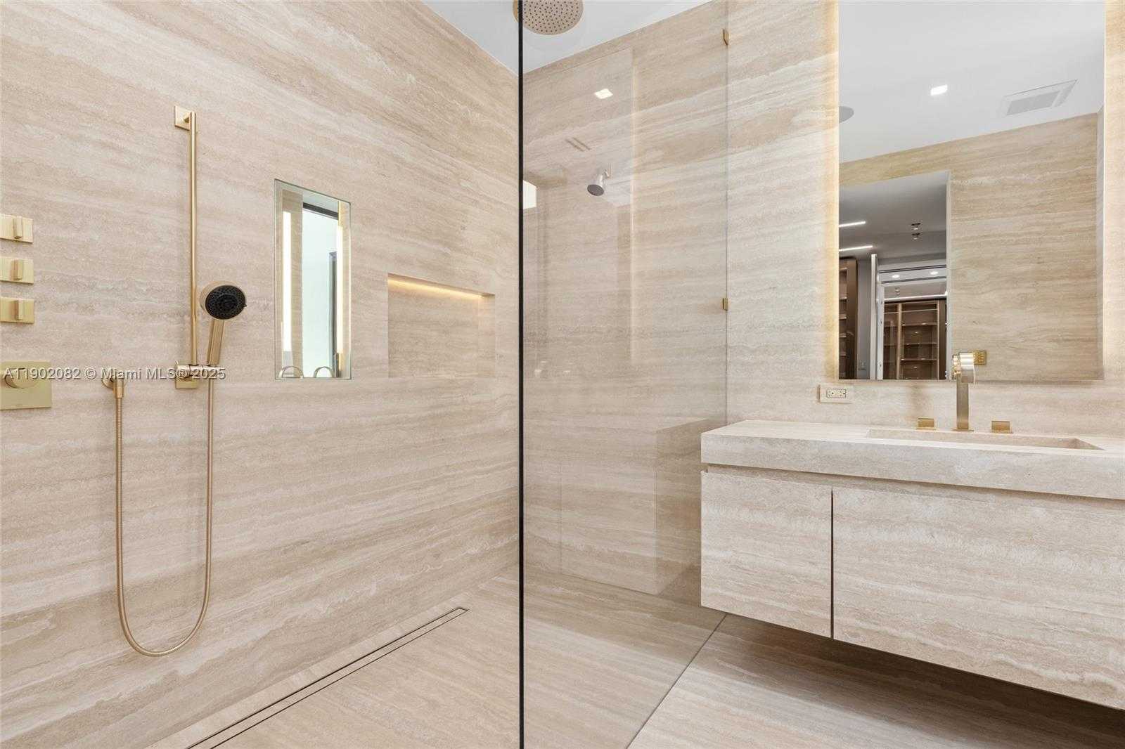 Small Image of 1800 WEST 27TH ST, Miami Beach Number 36