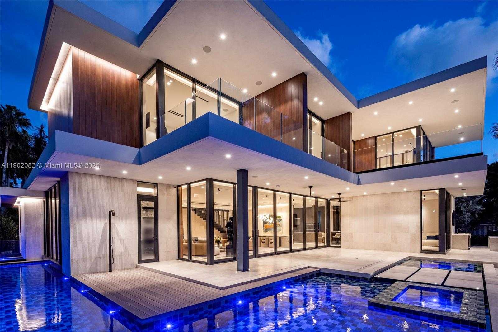 Small Image of 1800 WEST 27TH ST, Miami Beach Number 4