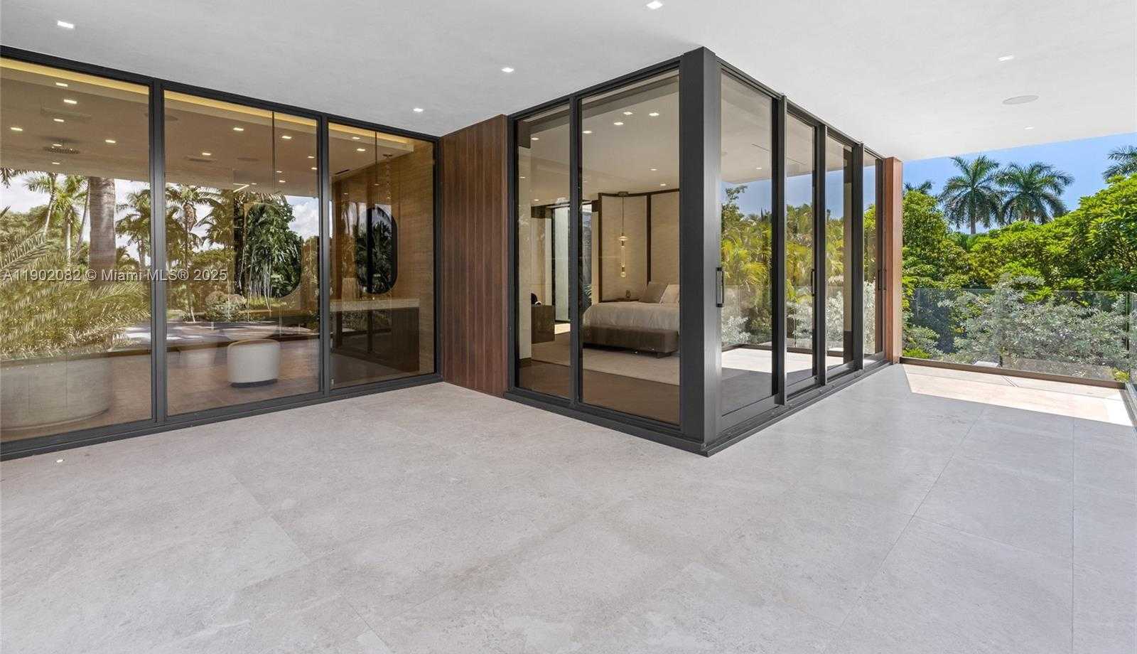 Small Image of 1800 WEST 27TH ST, Miami Beach Number 42