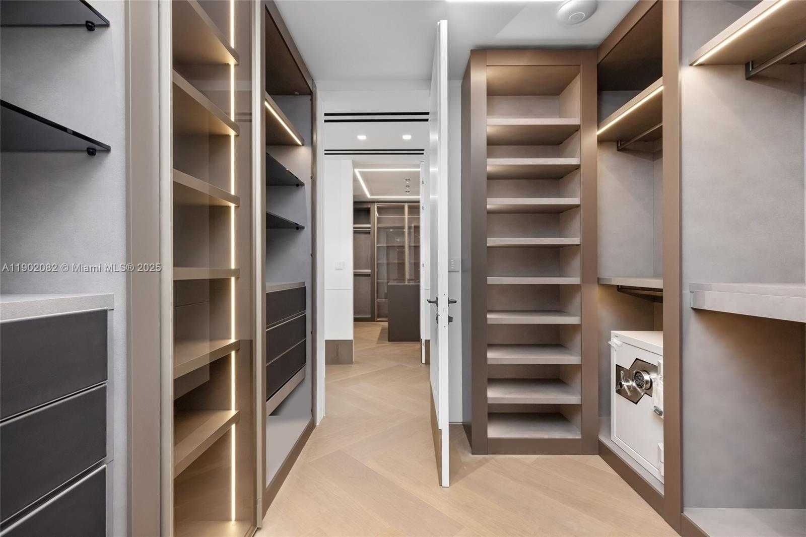 Small Image of 1800 WEST 27TH ST, Miami Beach Number 47