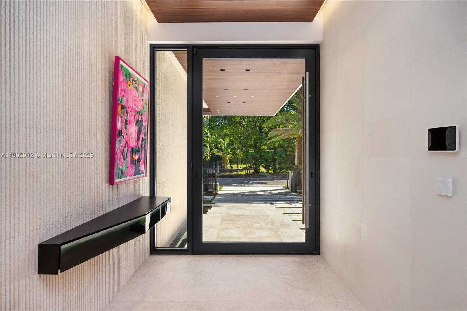 Small Image of 1800 WEST 27TH ST, Miami Beach Number 5