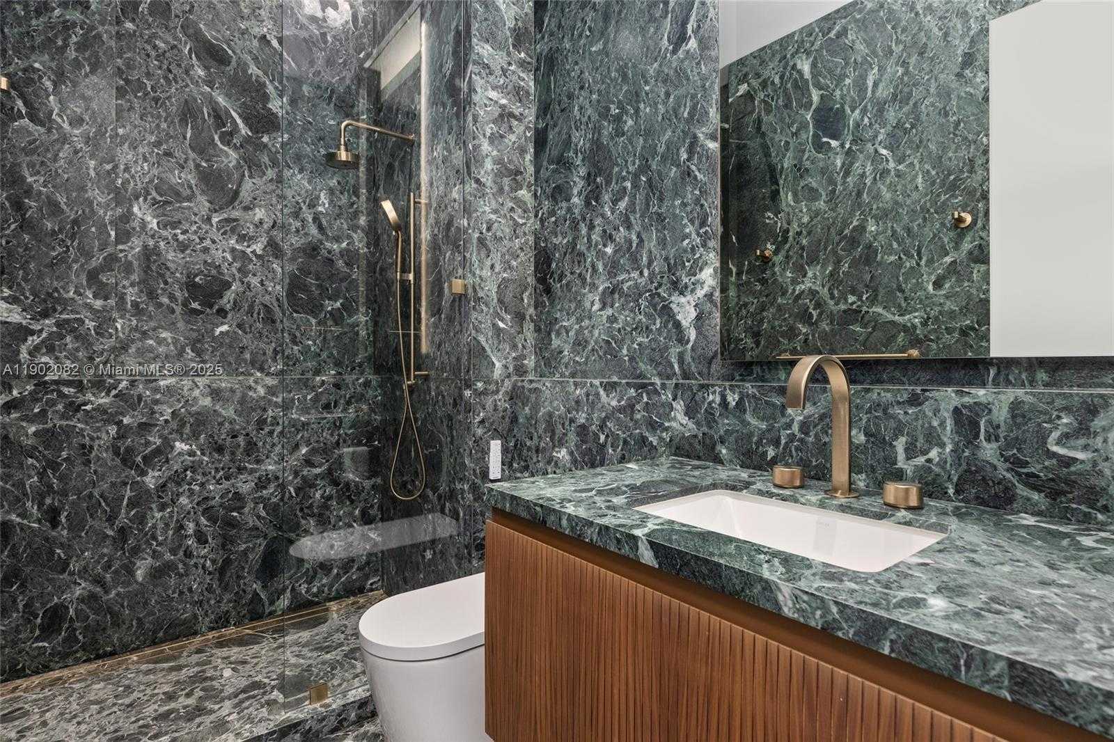 Small Image of 1800 WEST 27TH ST, Miami Beach Number 57