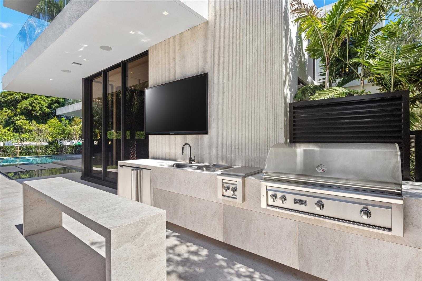 Small Image of 1800 WEST 27TH ST, Miami Beach Number 62