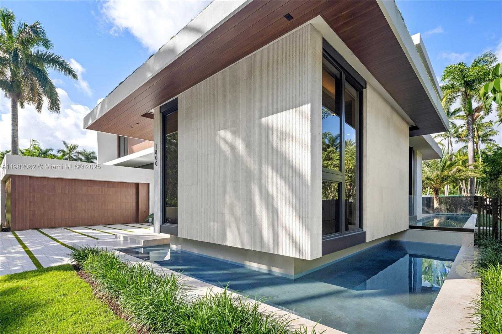 Small Image of 1800 WEST 27TH ST, Miami Beach Number 71