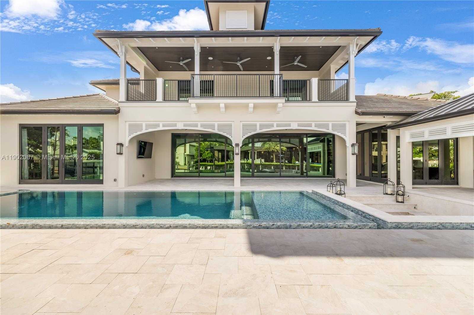 Small Image of 2605 CASTILLA ISLE, Fort Lauderdale Number 11