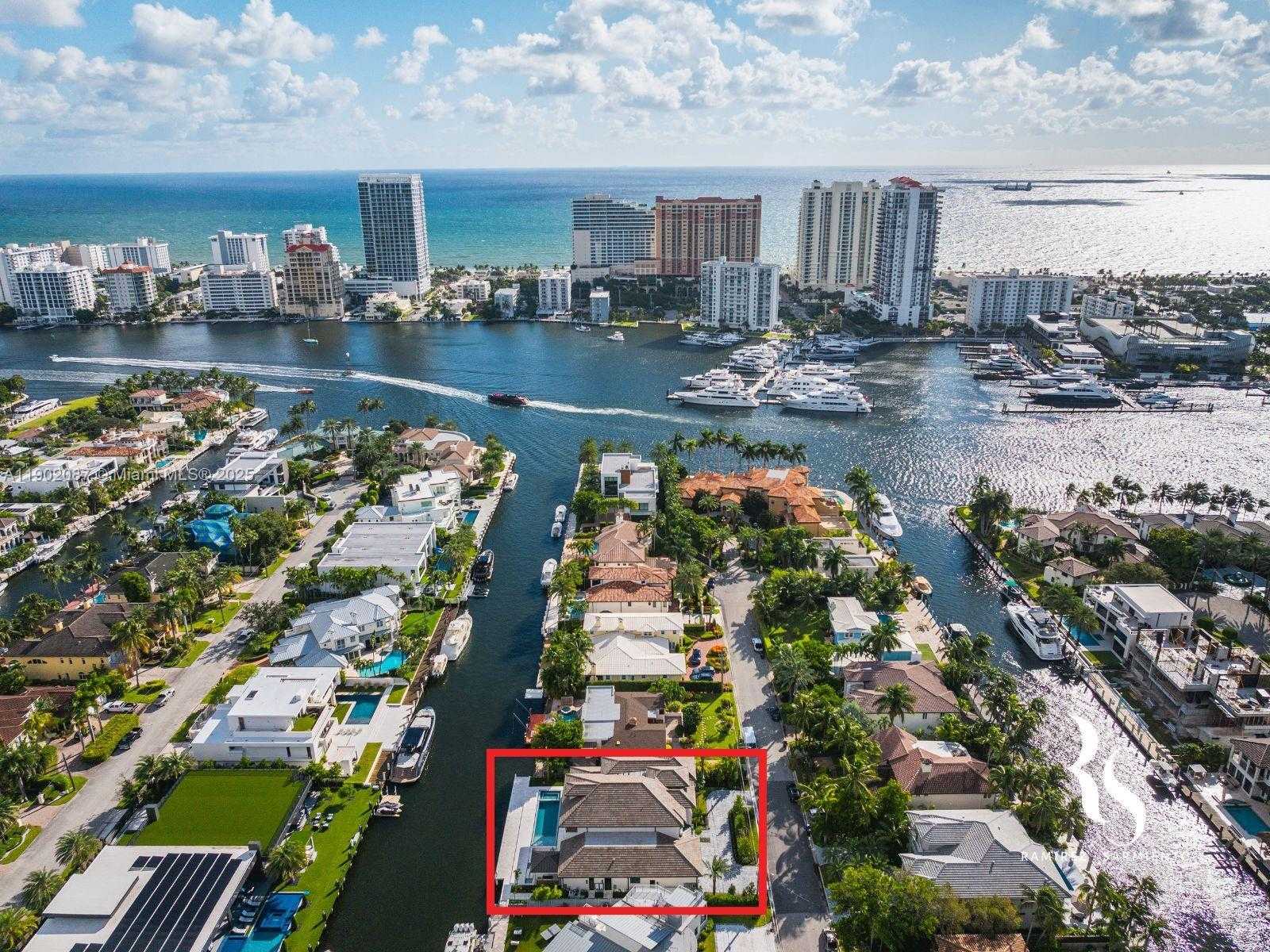 Small Image of 2605 CASTILLA ISLE, Fort Lauderdale Number 2