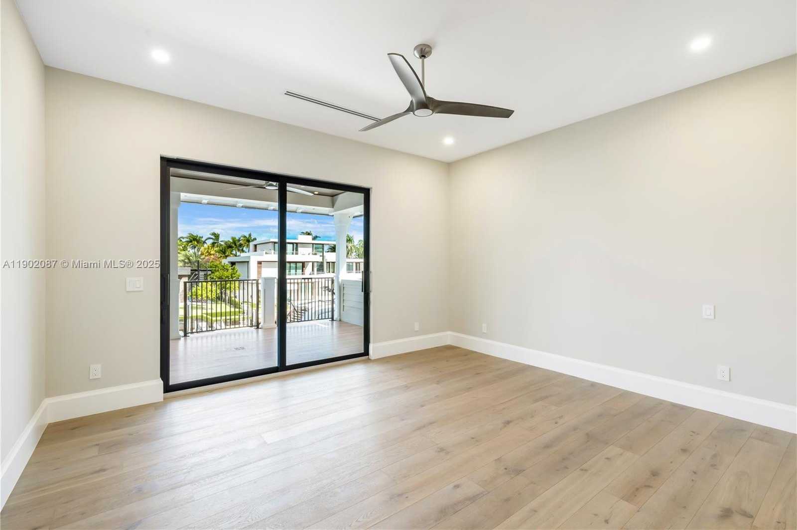 Small Image of 2605 CASTILLA ISLE, Fort Lauderdale Number 35