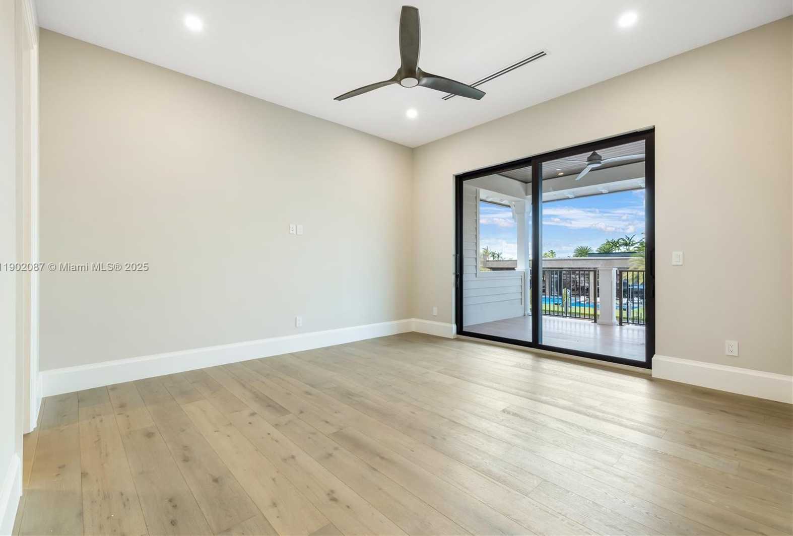 Small Image of 2605 CASTILLA ISLE, Fort Lauderdale Number 36