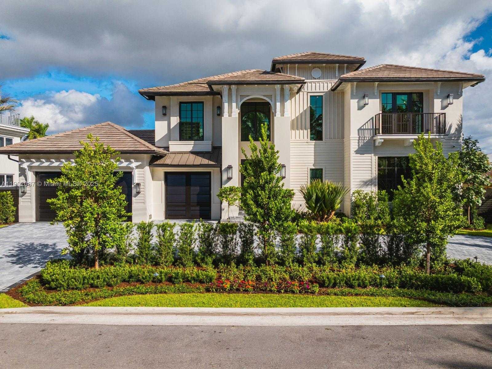 Small Image of 2605 CASTILLA ISLE, Fort Lauderdale Number 4