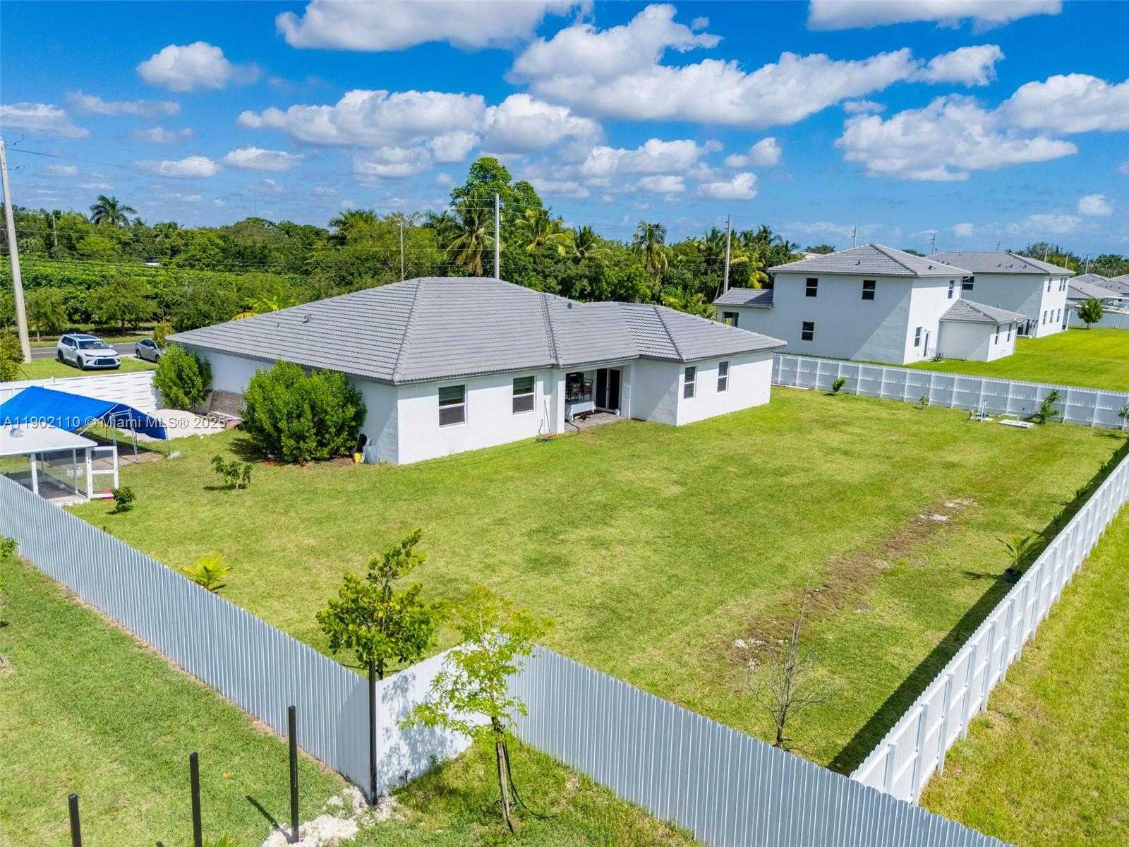 Small Image of 19866 SOUTH WEST 320TH ST, Homestead Number 53