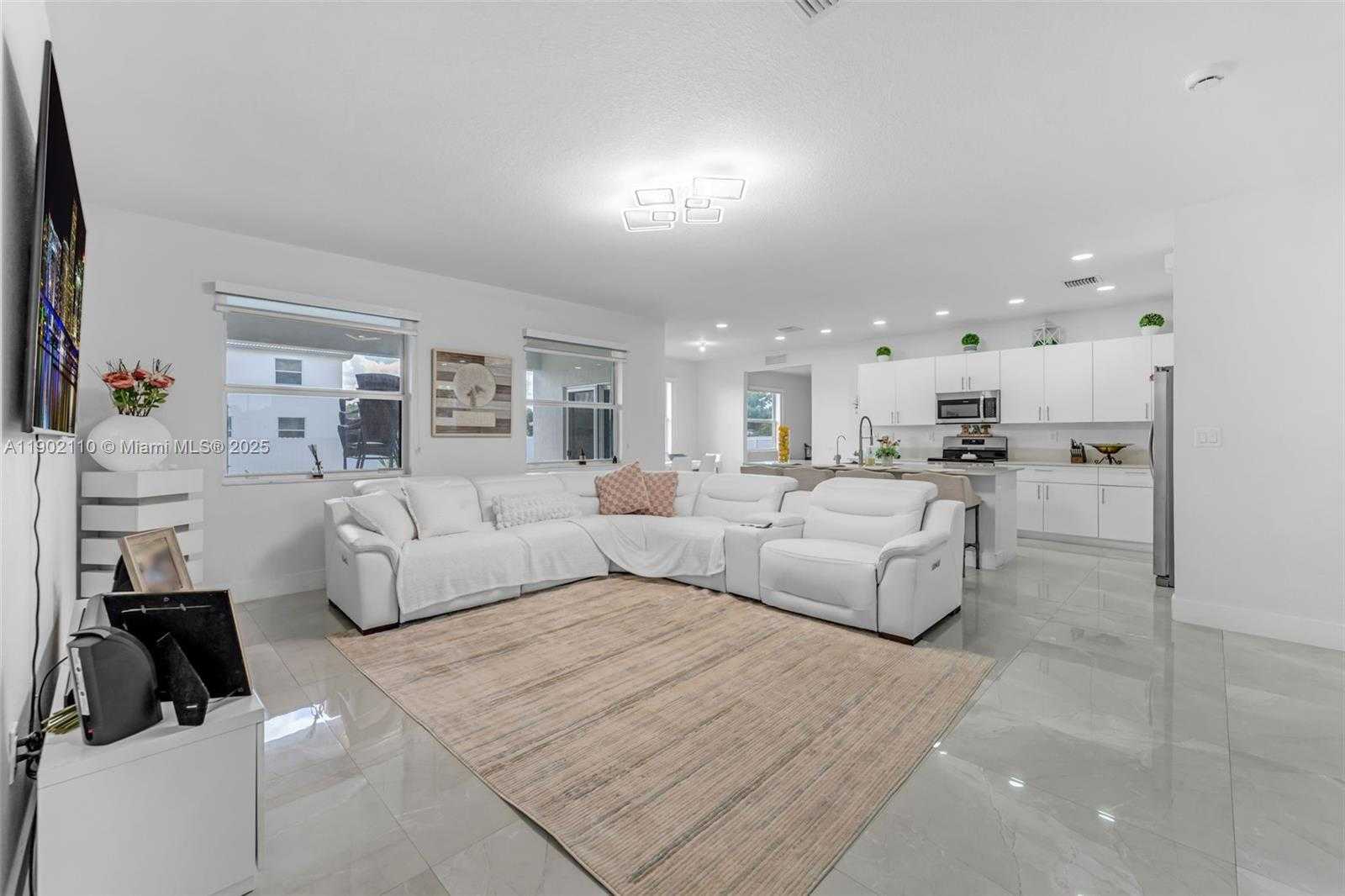 Small Image of 19866 SOUTH WEST 320TH ST, Homestead Number 7