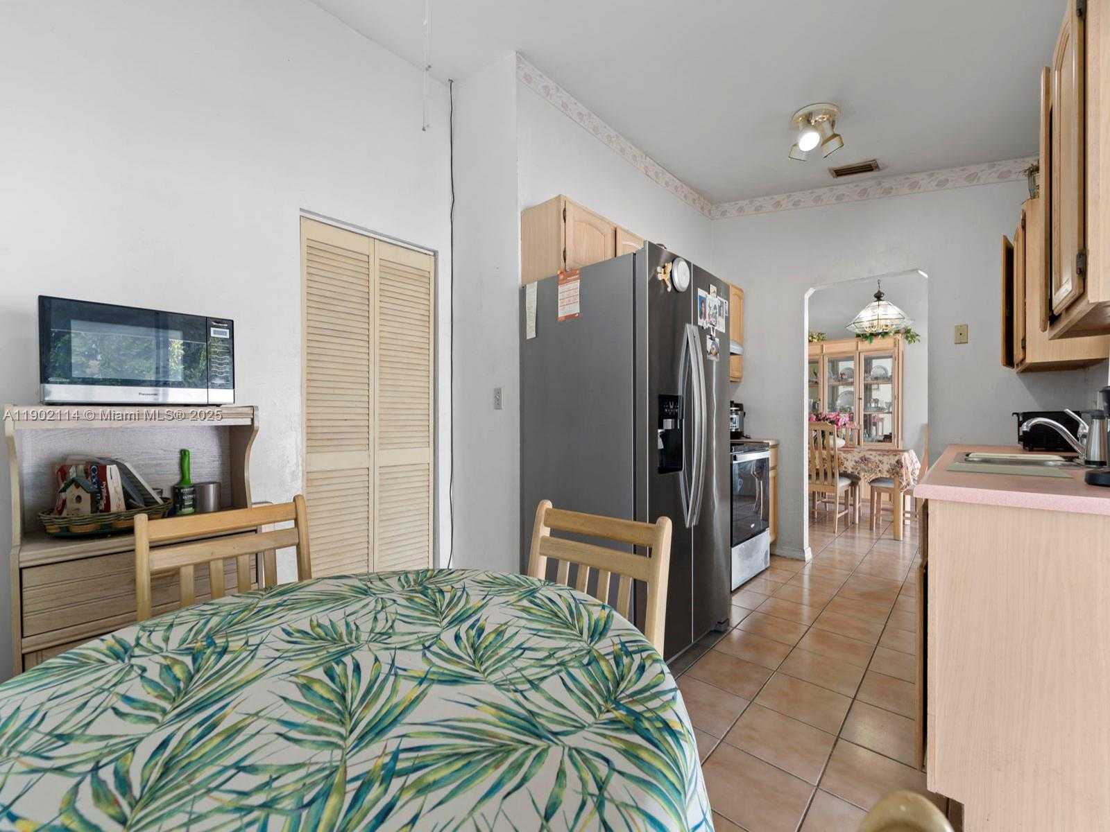 Small Image of 12343 SOUTH WEST 265TH TER, Homestead Number 18