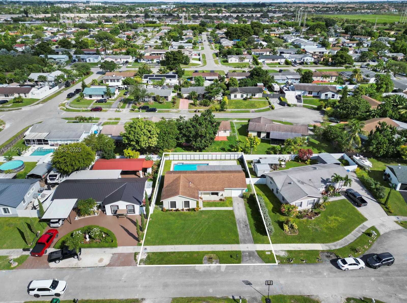 Small Image of 12343 SOUTH WEST 265TH TER, Homestead Number 3