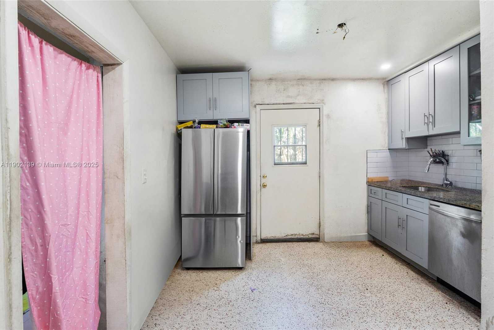 Small Image of 431 NORTH WEST 116TH ST, Miami Number 6