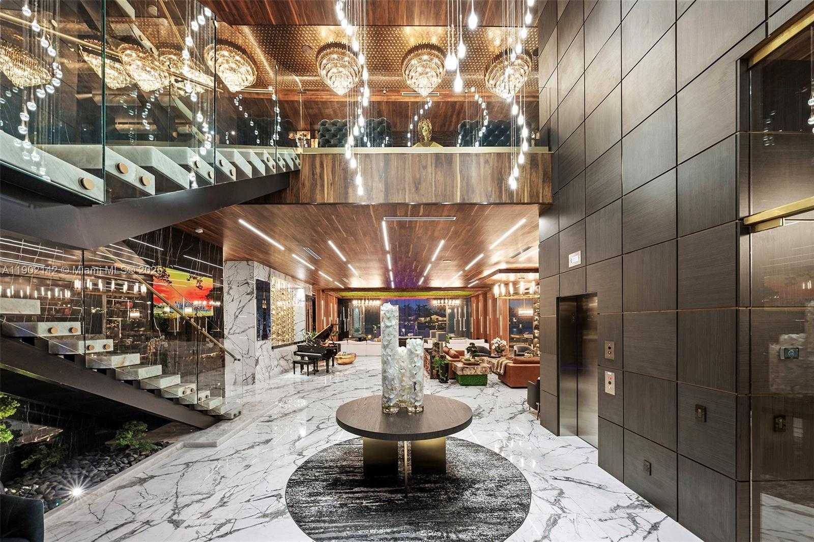 Small Image of 733 MIDDLE RIVER DR, Fort Lauderdale Number 15