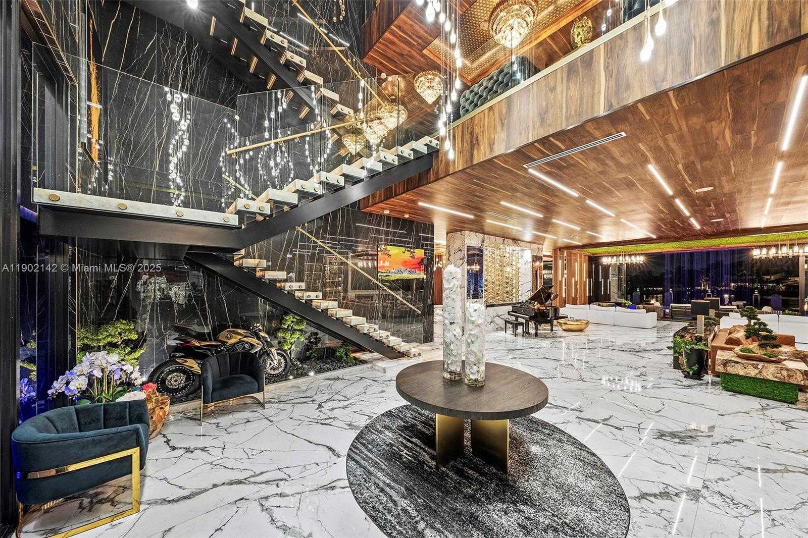 Small Image of 733 MIDDLE RIVER DR, Fort Lauderdale Number 16