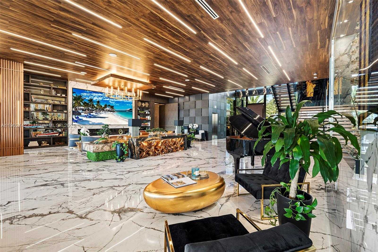 Small Image of 733 MIDDLE RIVER DR, Fort Lauderdale Number 23