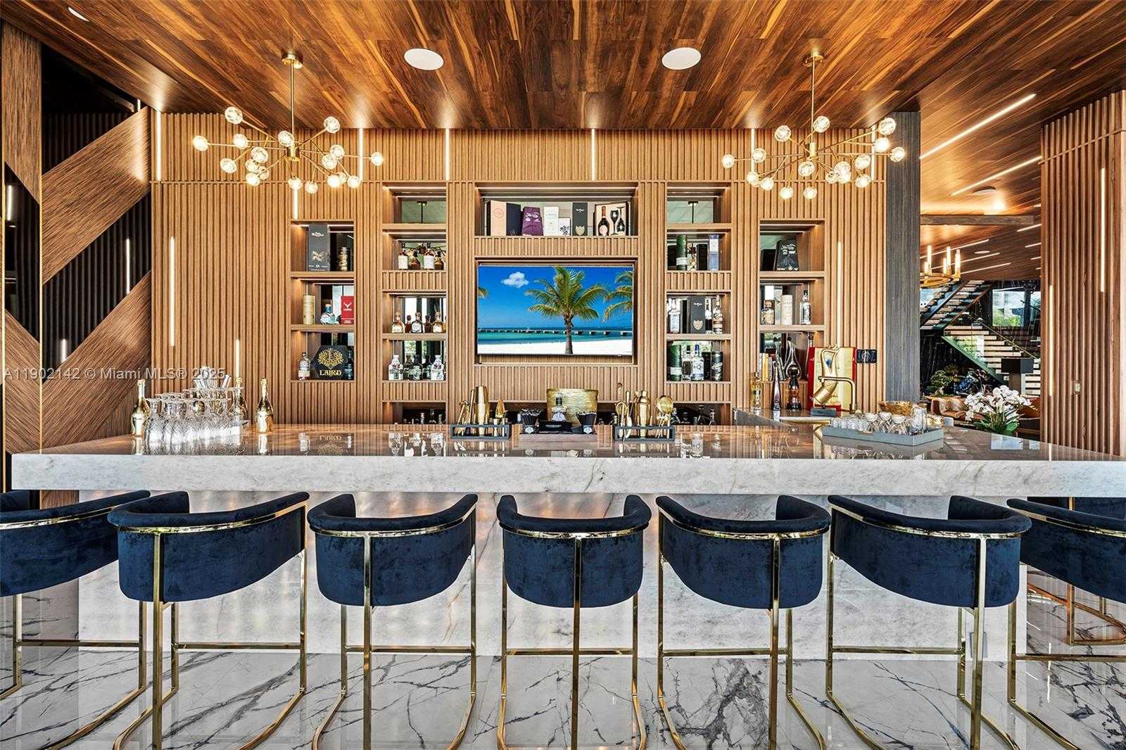 Small Image of 733 MIDDLE RIVER DR, Fort Lauderdale Number 29