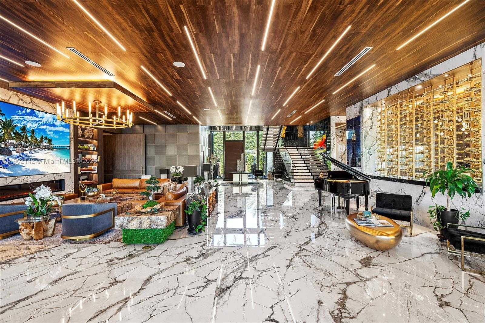 Small Image of 733 MIDDLE RIVER DR, Fort Lauderdale Number 31