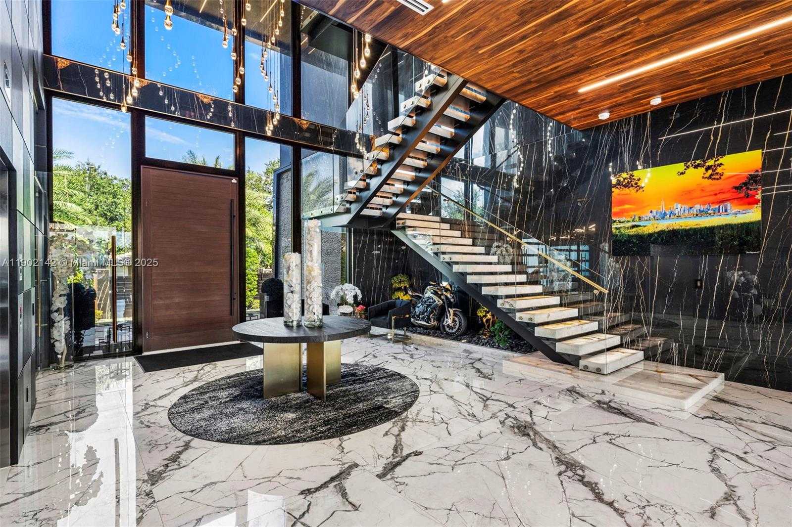 Small Image of 733 MIDDLE RIVER DR, Fort Lauderdale Number 43