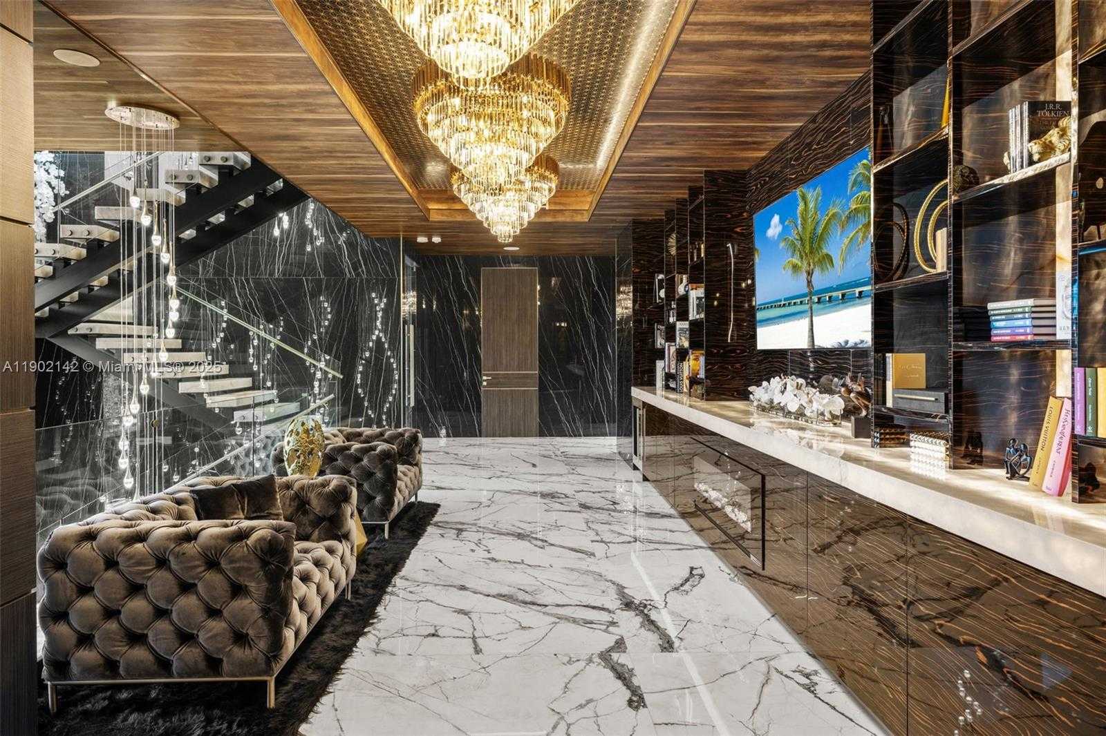 Small Image of 733 MIDDLE RIVER DR, Fort Lauderdale Number 47