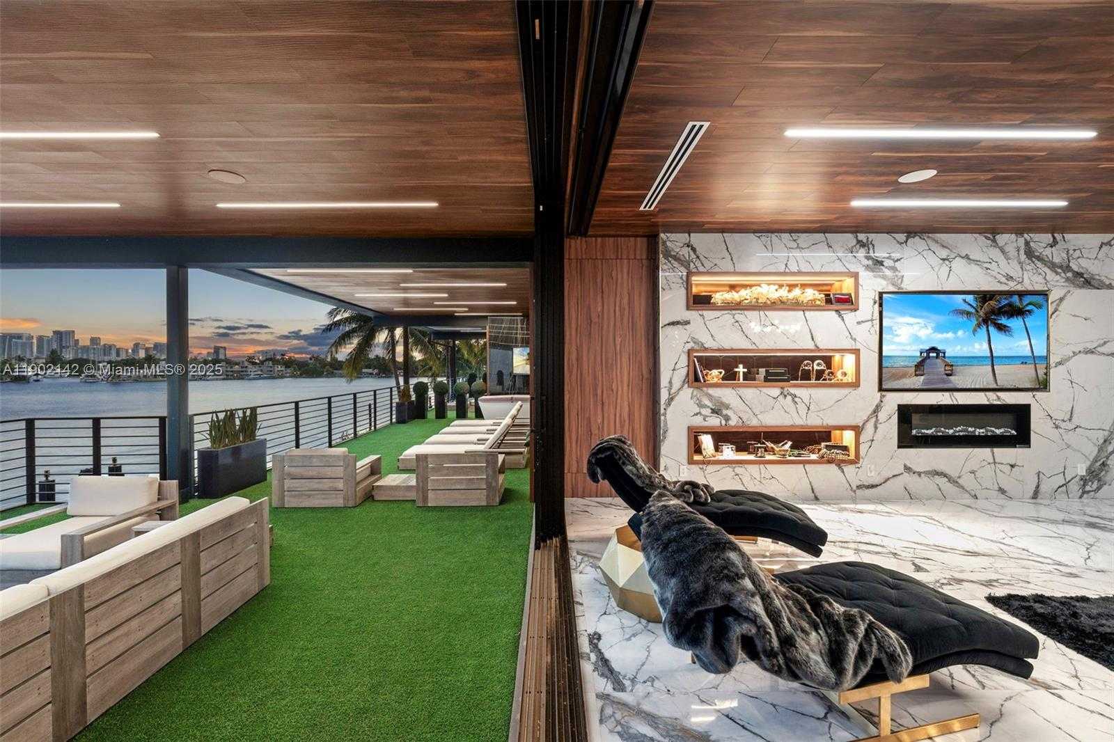 Small Image of 733 MIDDLE RIVER DR, Fort Lauderdale Number 54