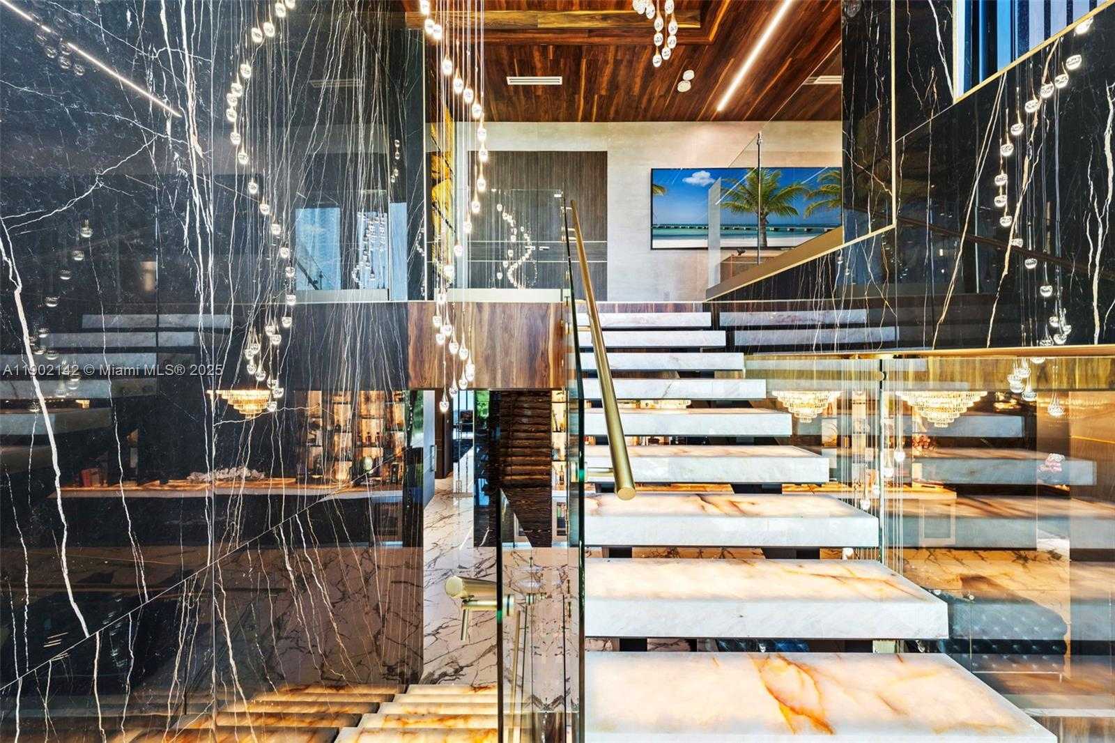 Small Image of 733 MIDDLE RIVER DR, Fort Lauderdale Number 73