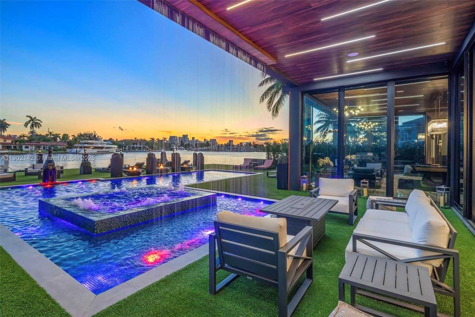 Small Image of 733 MIDDLE RIVER DR, Fort Lauderdale Number 89