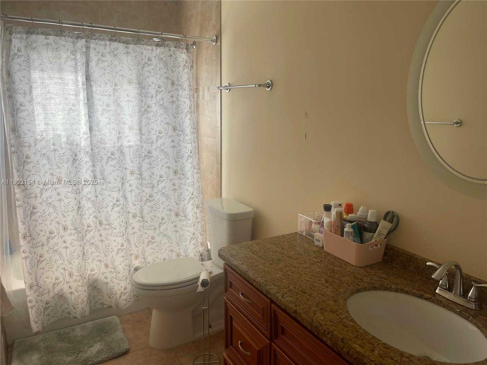 Small Image of 1510 SOUTH WEST 96TH TER, Davie Number 26