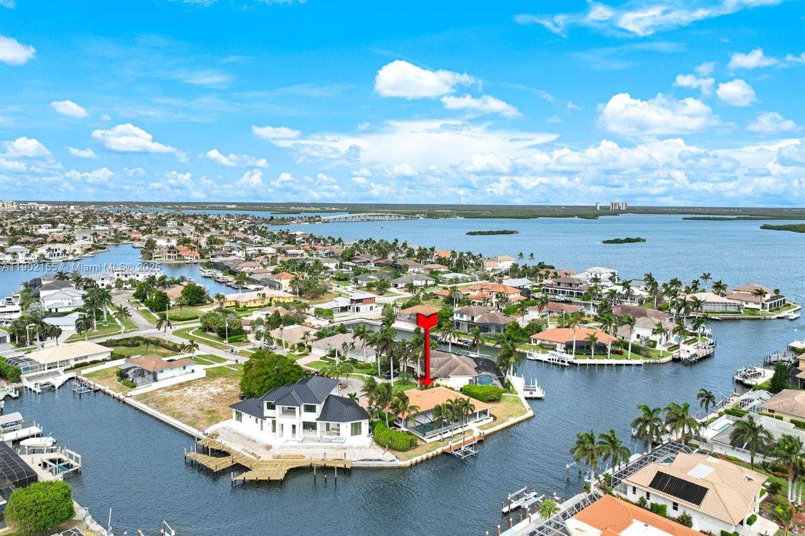 Small Image of 418 TARPON CT, Marco Island Number 4