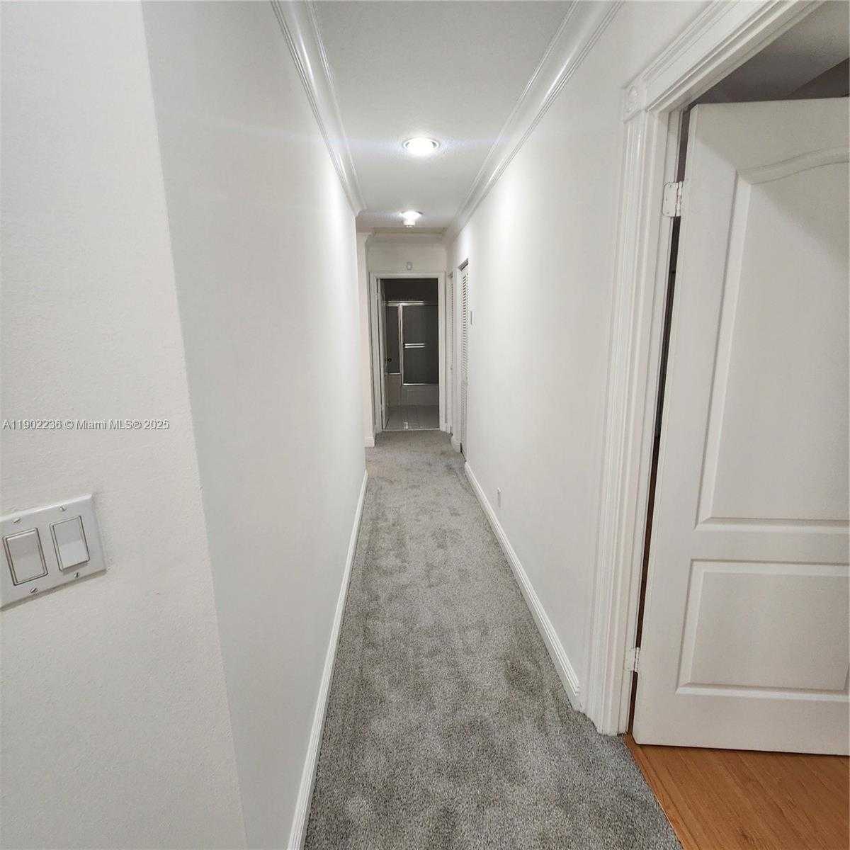 Small Image of 11281 REVEILLE RD, Cooper City Number 17