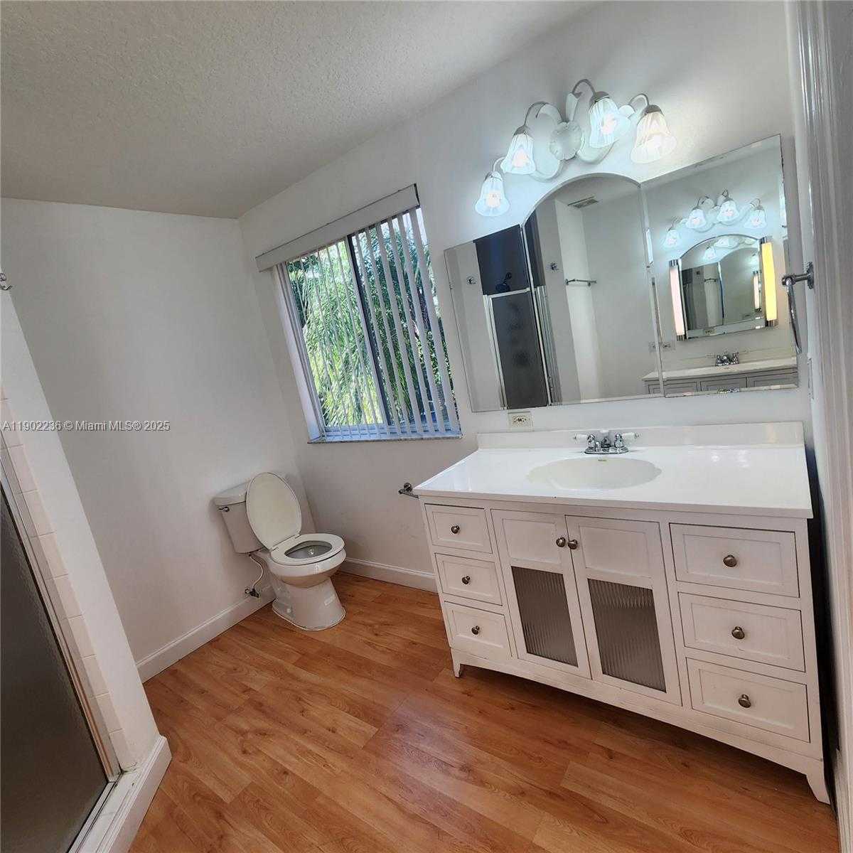 Small Image of 11281 REVEILLE RD, Cooper City Number 19