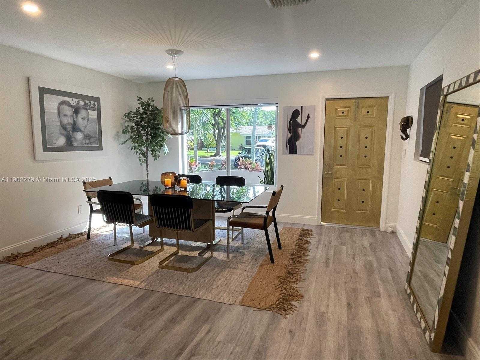 Small Image of 5733 MADISON ST, Hollywood Number 10