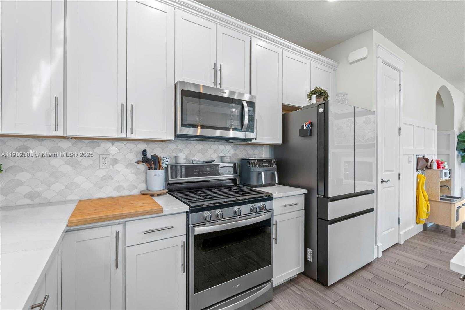 Small Image of 2434 PRIMROSE PL, Oakland Park Number 12