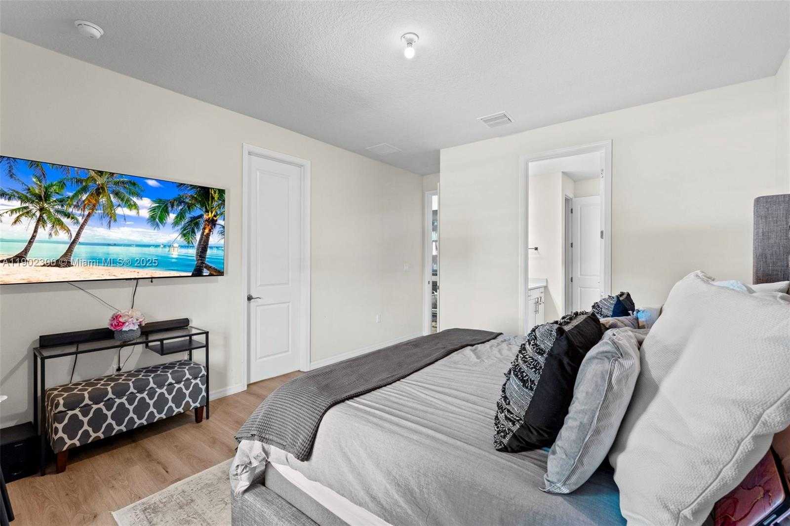 Small Image of 2434 PRIMROSE PL, Oakland Park Number 17