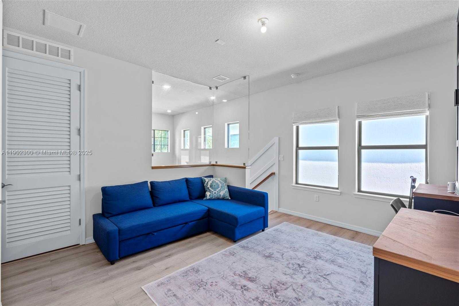 Small Image of 2434 PRIMROSE PL, Oakland Park Number 29