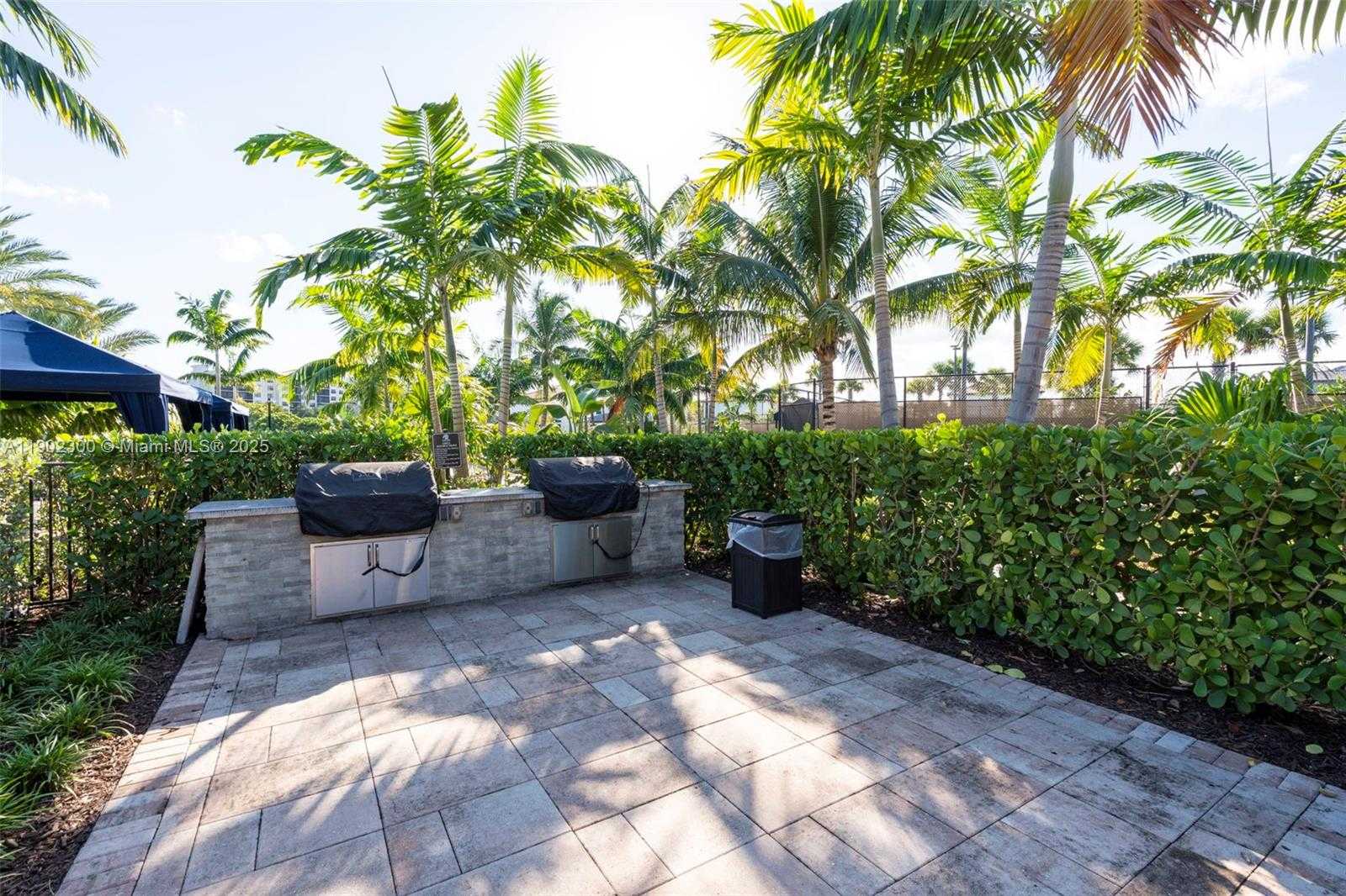 Small Image of 2434 PRIMROSE PL, Oakland Park Number 59