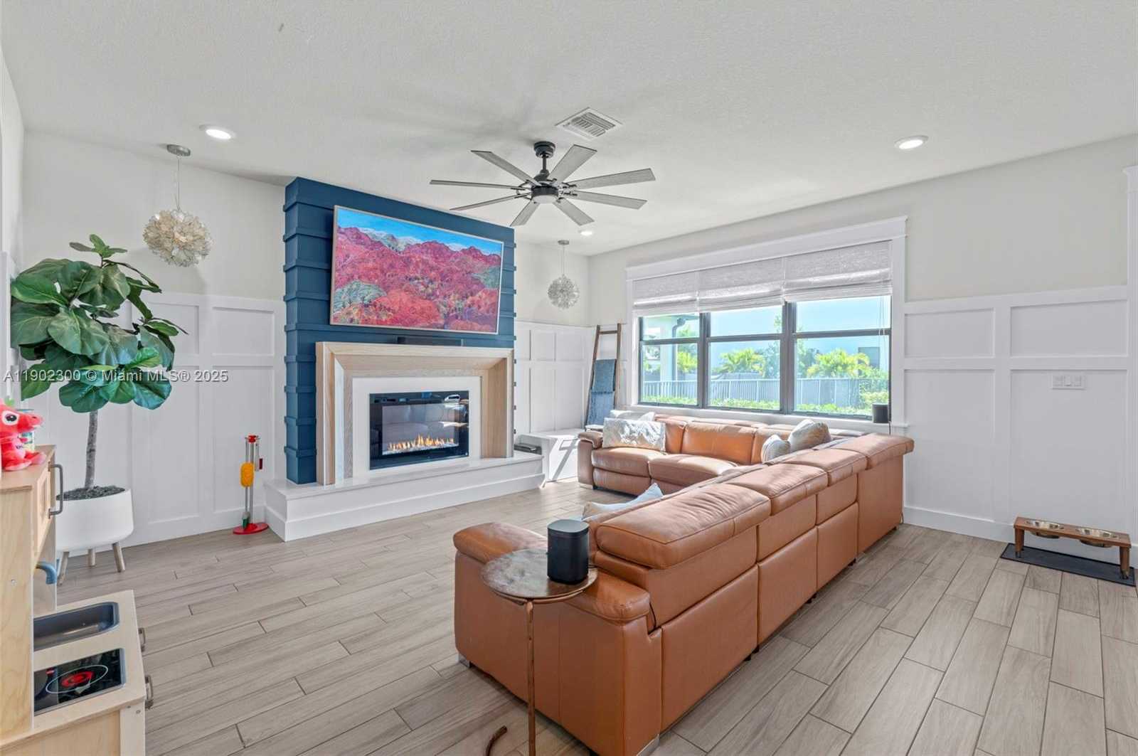 Small Image of 2434 PRIMROSE PL, Oakland Park Number 6