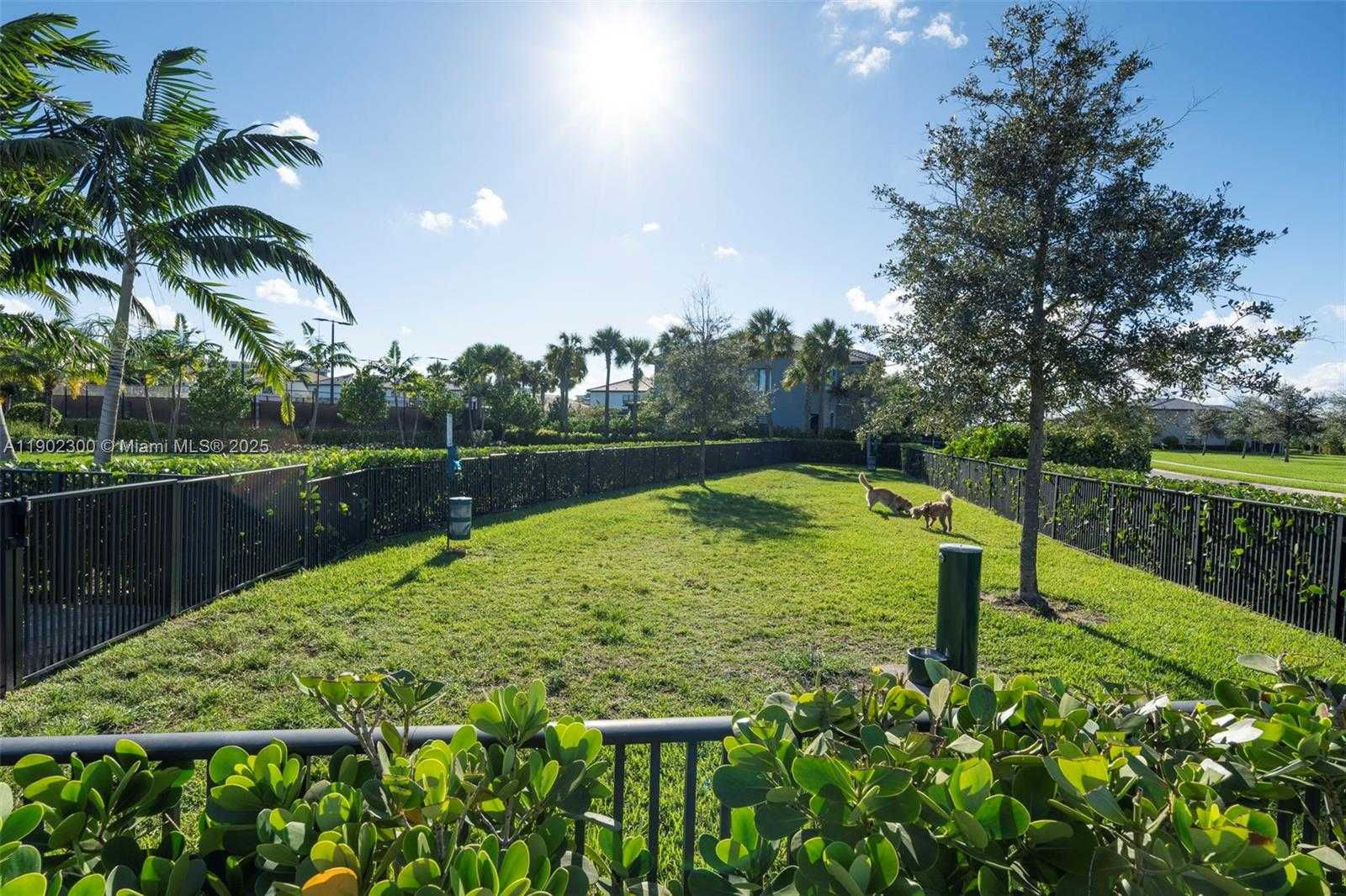 Small Image of 2434 PRIMROSE PL, Oakland Park Number 61