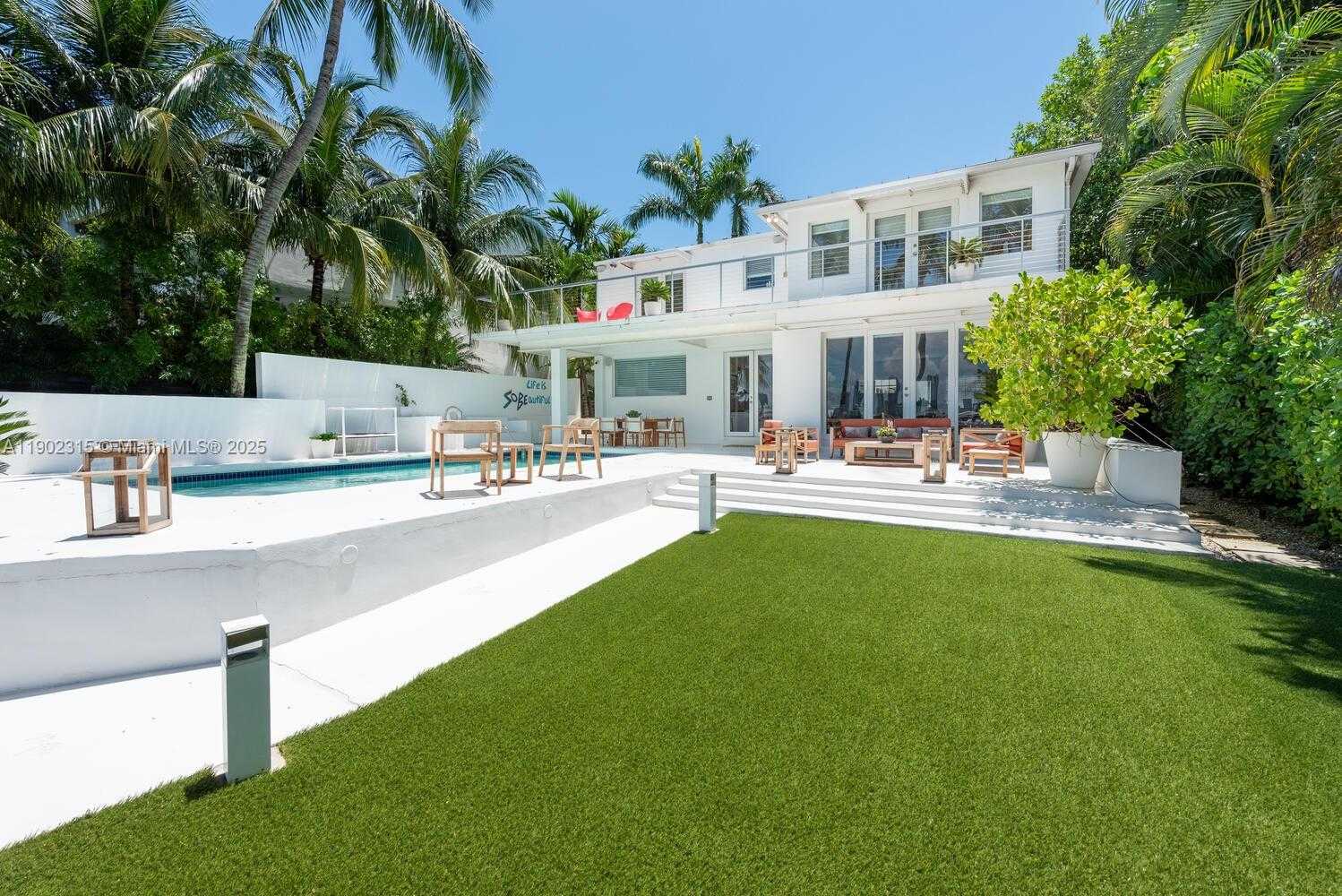 Small Image of 302 WEST SAN MARINO DR, Miami Beach Number 19