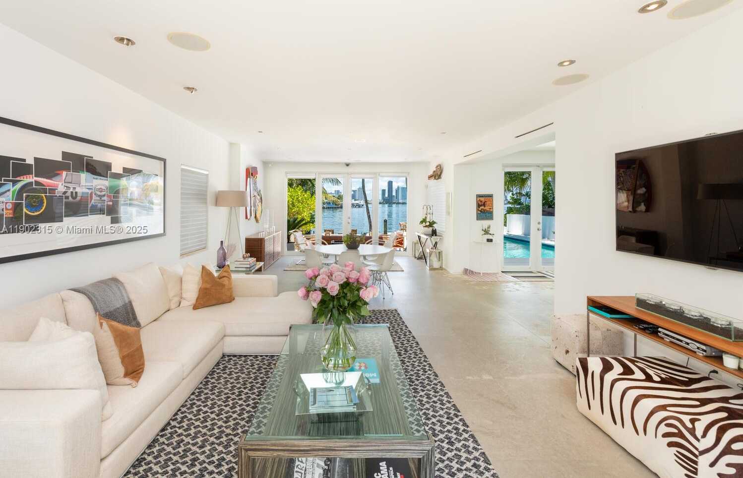 Small Image of 302 WEST SAN MARINO DR, Miami Beach Number 6